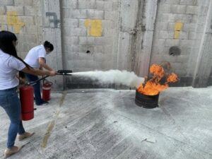 Prevención de incendios,Primeros auxilios empresariales,Formación de brigada de evacuación,Primeros auxilios básicos,Primeros auxilios Intermedios,Asesoría para planes de emergencia