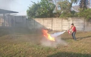 Primeros-auxilios-básicos-Primeros-auxilios-Intermedios-Asesoría-para-planes-de-emergencia-Revisión-de-planes-de-emergencia-Prevención-de-incendios-Primeros-auxilios-empresariales