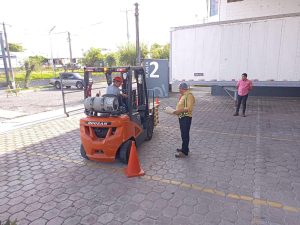 capacitacionmanejosegurodemontacargas_cursodemanejoseguro_capacitacionesparausosegurodemontacargas